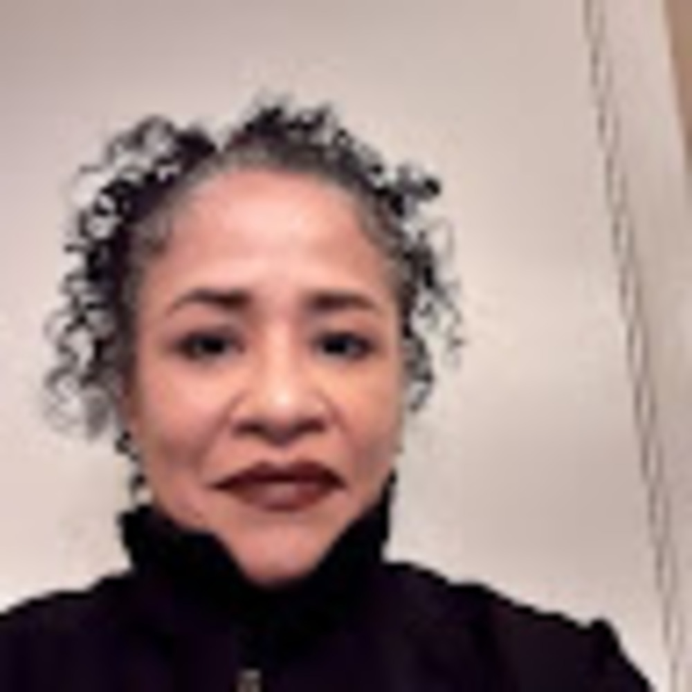 Meet your Posher, Myriam